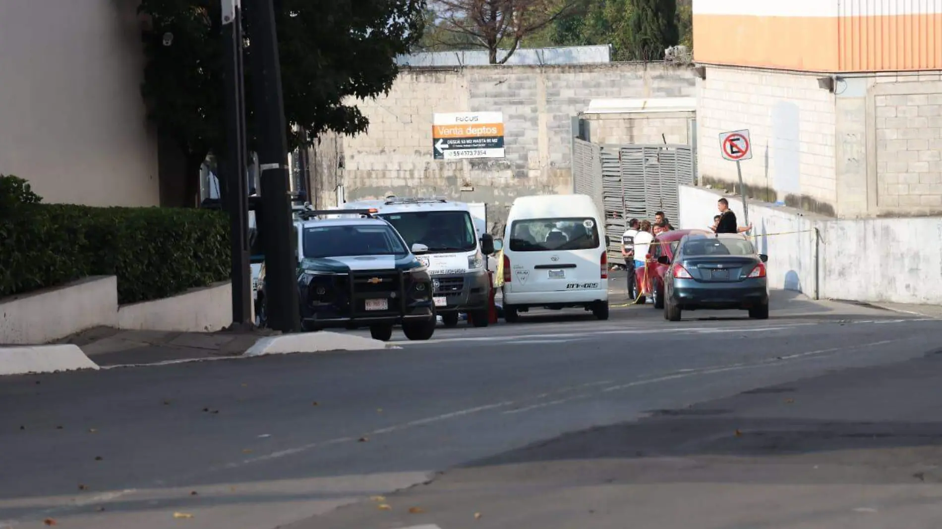 Motociclista fallece al ser embestida por camioneta, en Cuajimalpa-int2