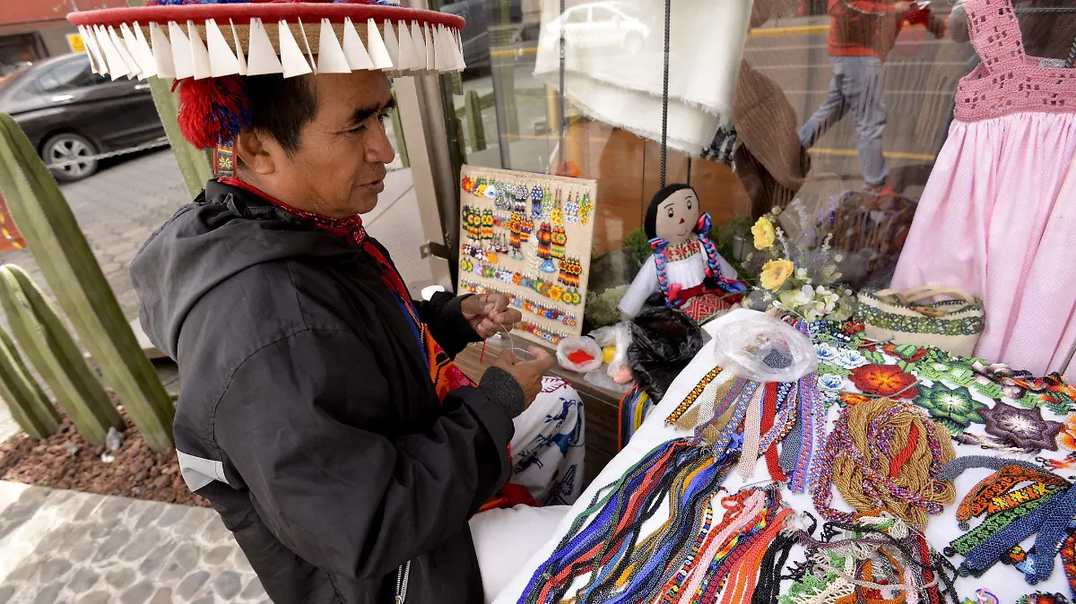 678306_Artesanía huichol -5_impreso