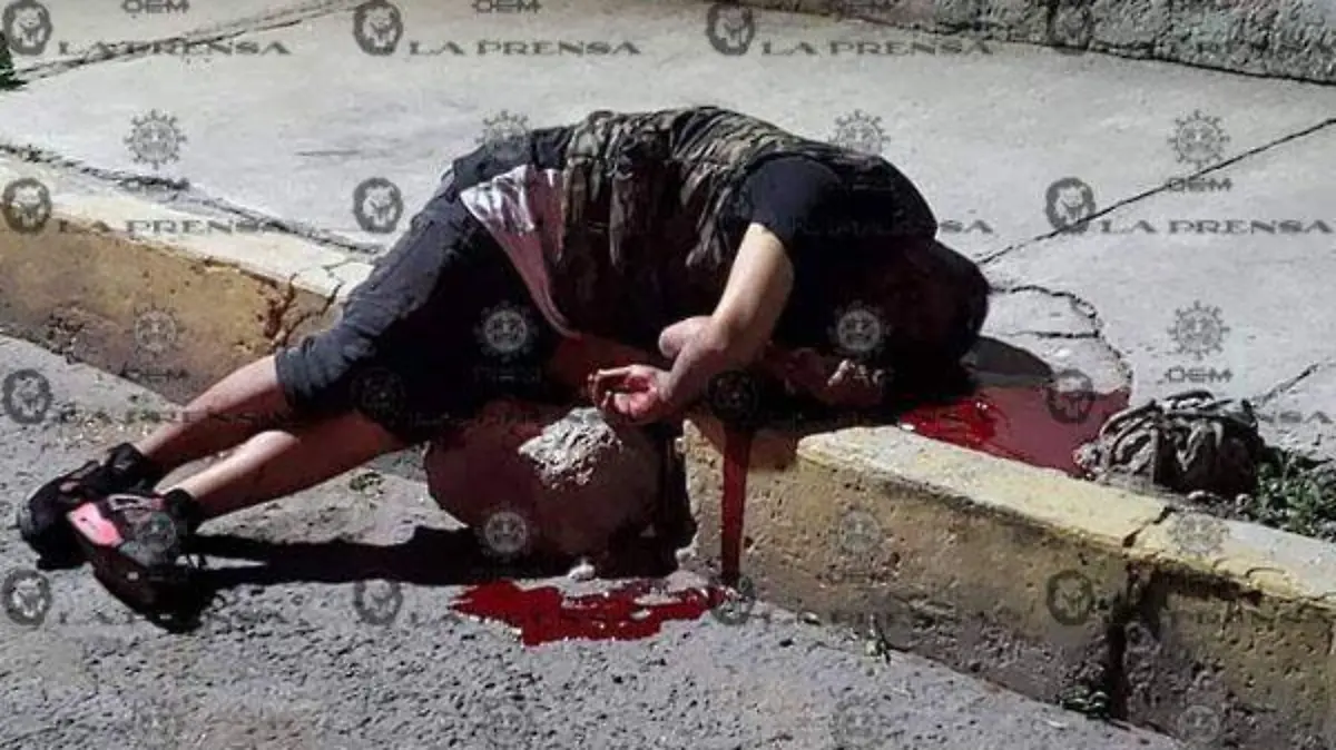 A plomazos ejecutan a sujeto en El Chamizal, Ecatepec