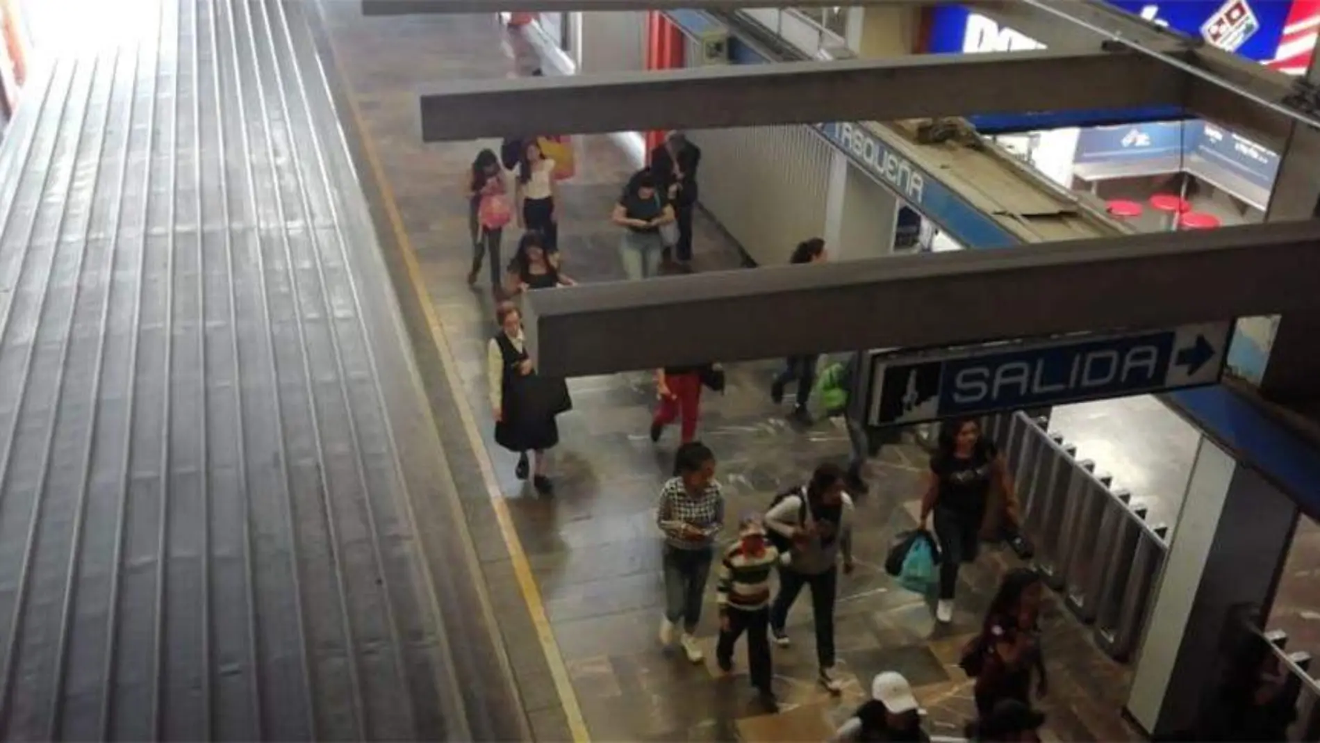 cronicas-en-el-metro