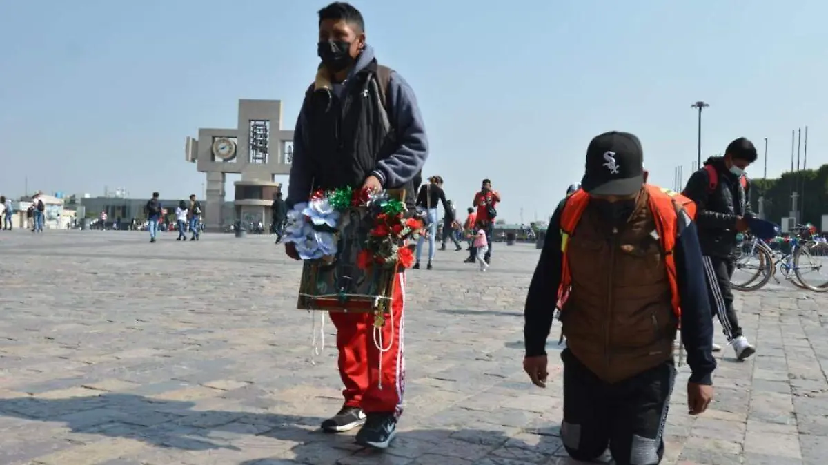 Peregrinos llegan la Basilica de Guadalupe