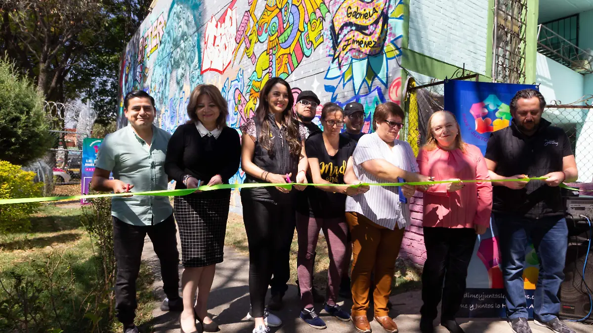 Inauguración mural edificio Felipe Carrillo Puerto U.H. El Rosario 