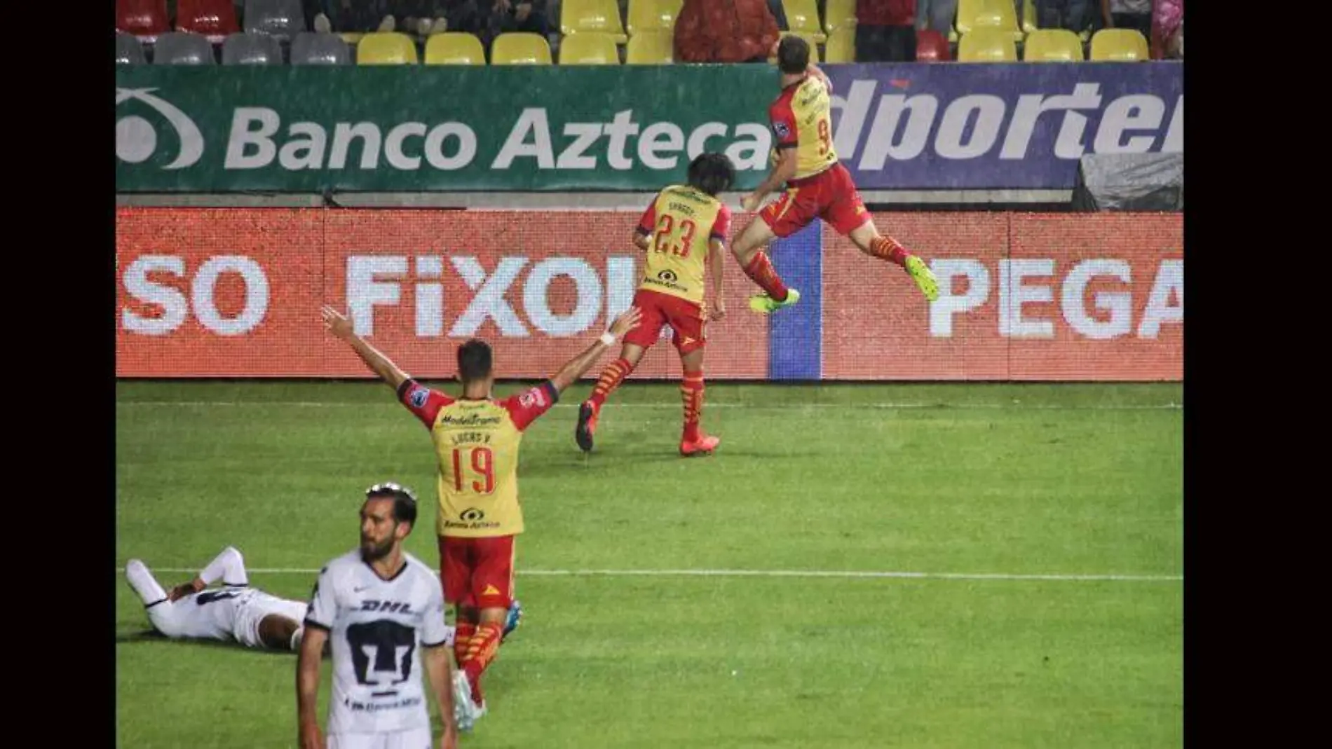 Monarcas-vence-2-0-a-Pumas