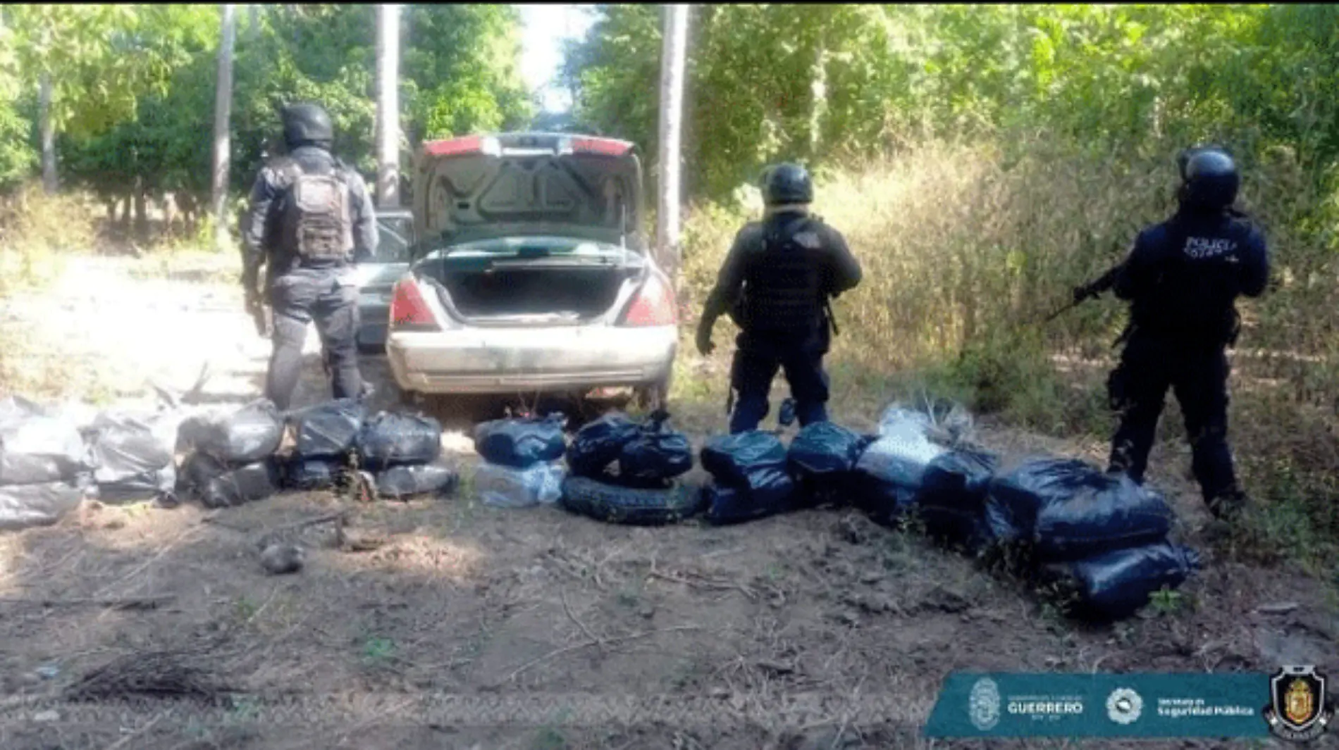 decomiso-droga-y-vehiculos-en-guerrero