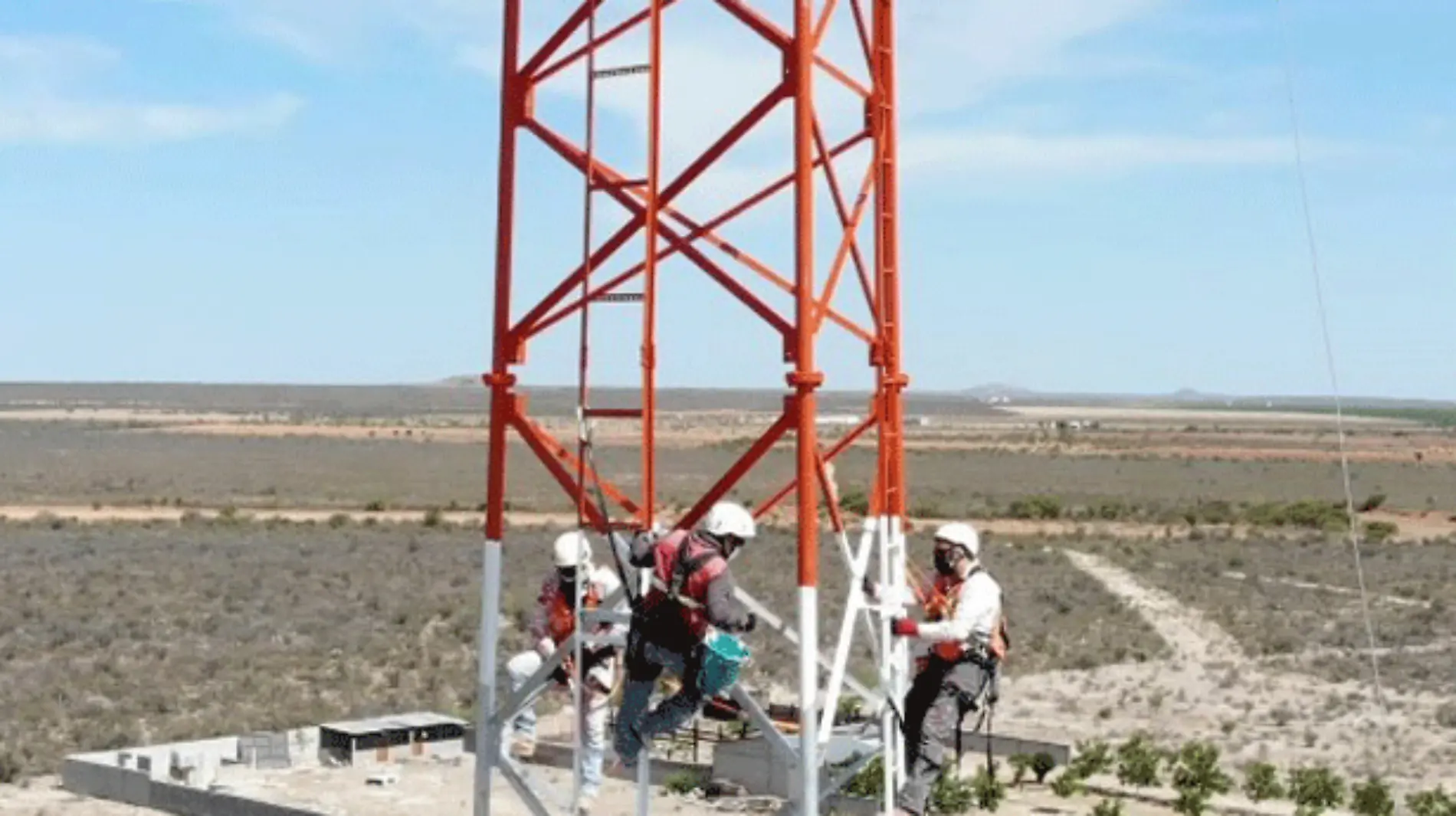 torre-de-telecomunicaciones-en-Valle-de-Allende,-Chihuahua