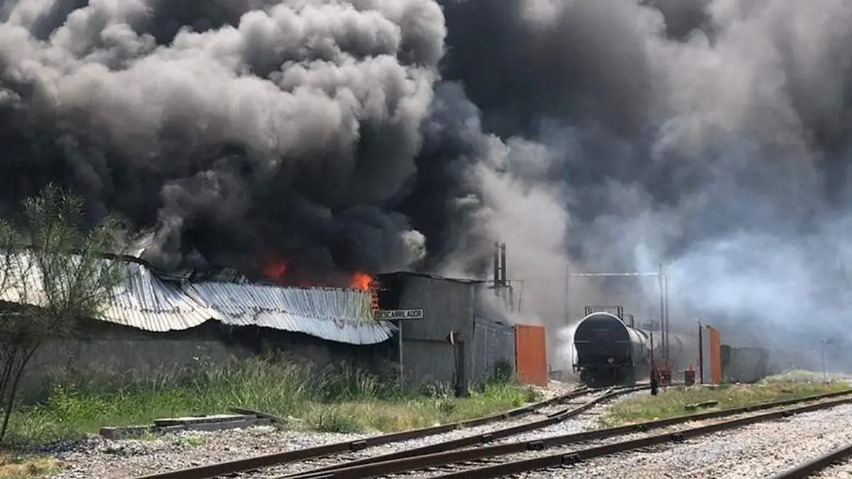 incendio fabrica NL Cortesía Protección Civil