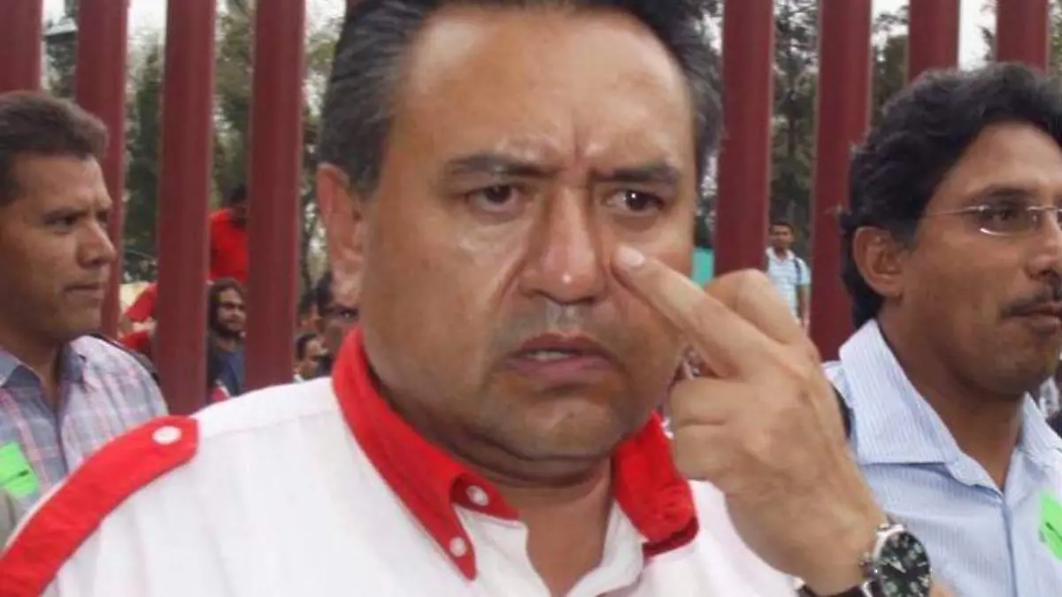Martín Esparza