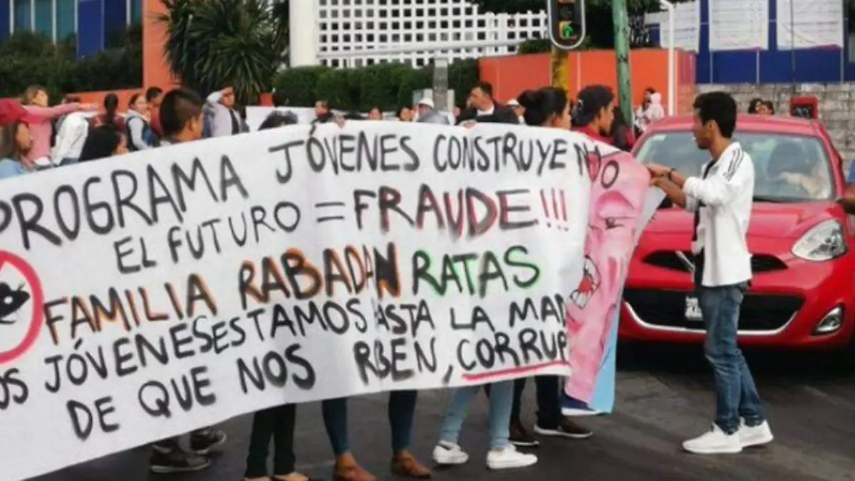 jovenes-construyendo