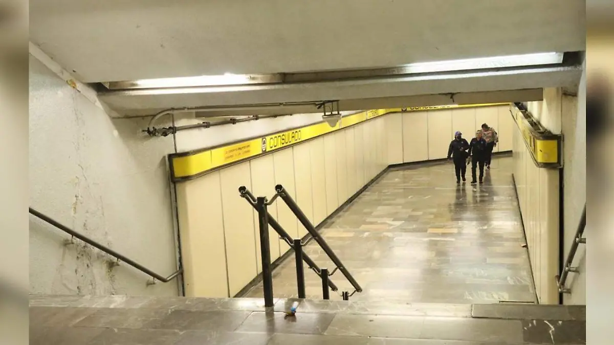 abuelito metro consulado GUILLERMO PANTOJA