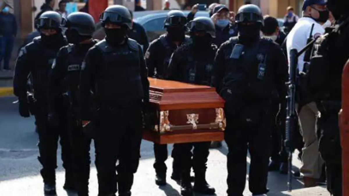 homenaje-policias-tlalne