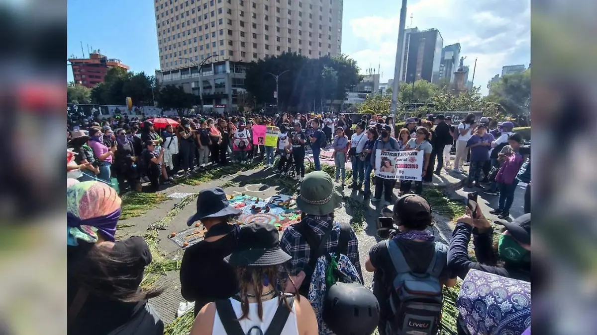 marcha mujeres 25 N ARIANNA ALFARO