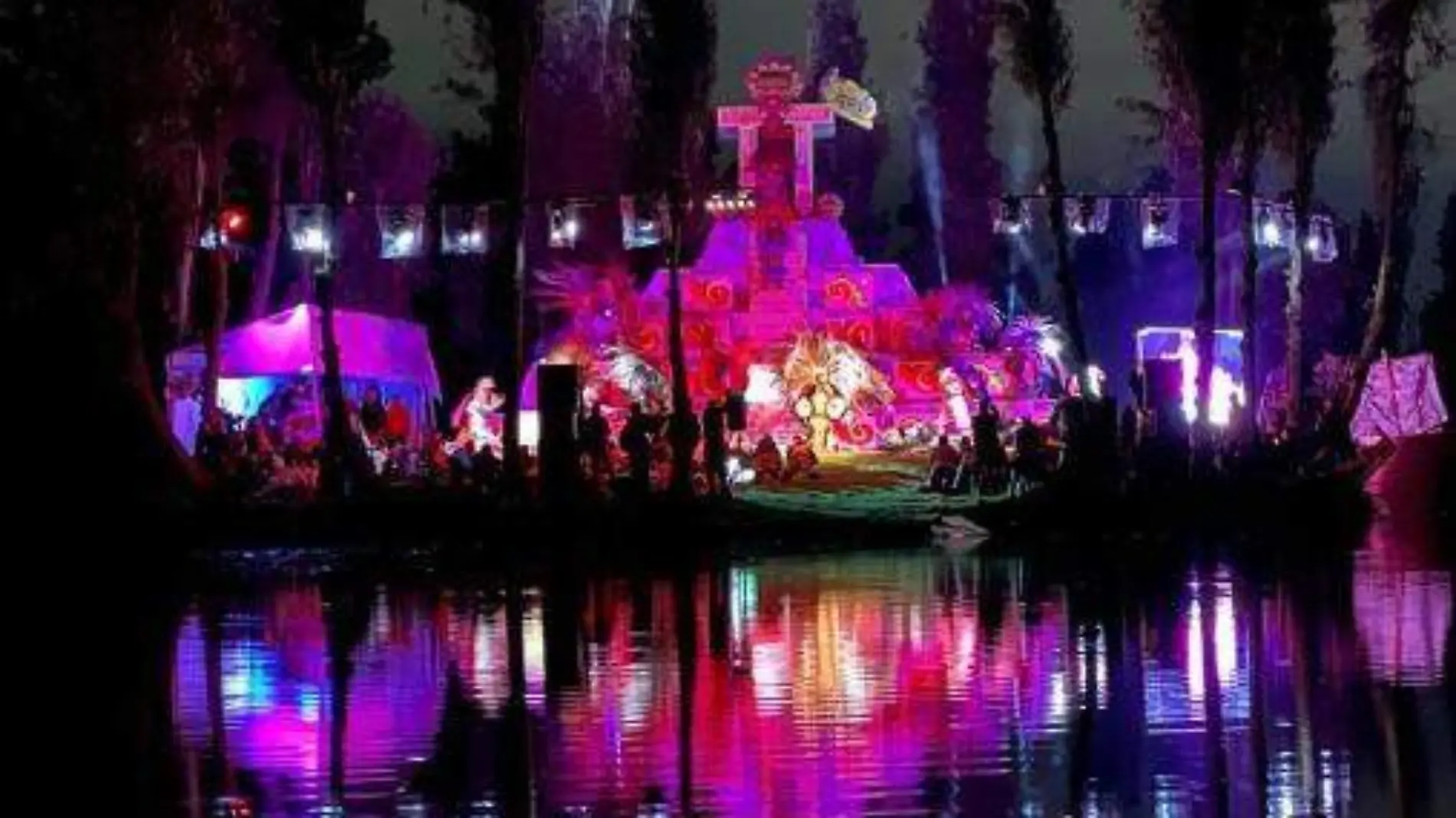 La Llorona llega a canales de Xochimilco