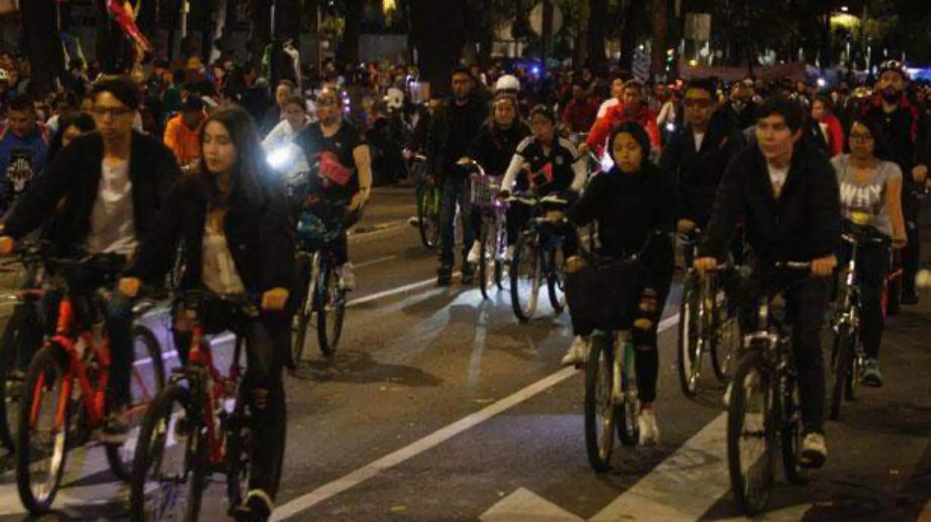 Paseo-nocturno-bici