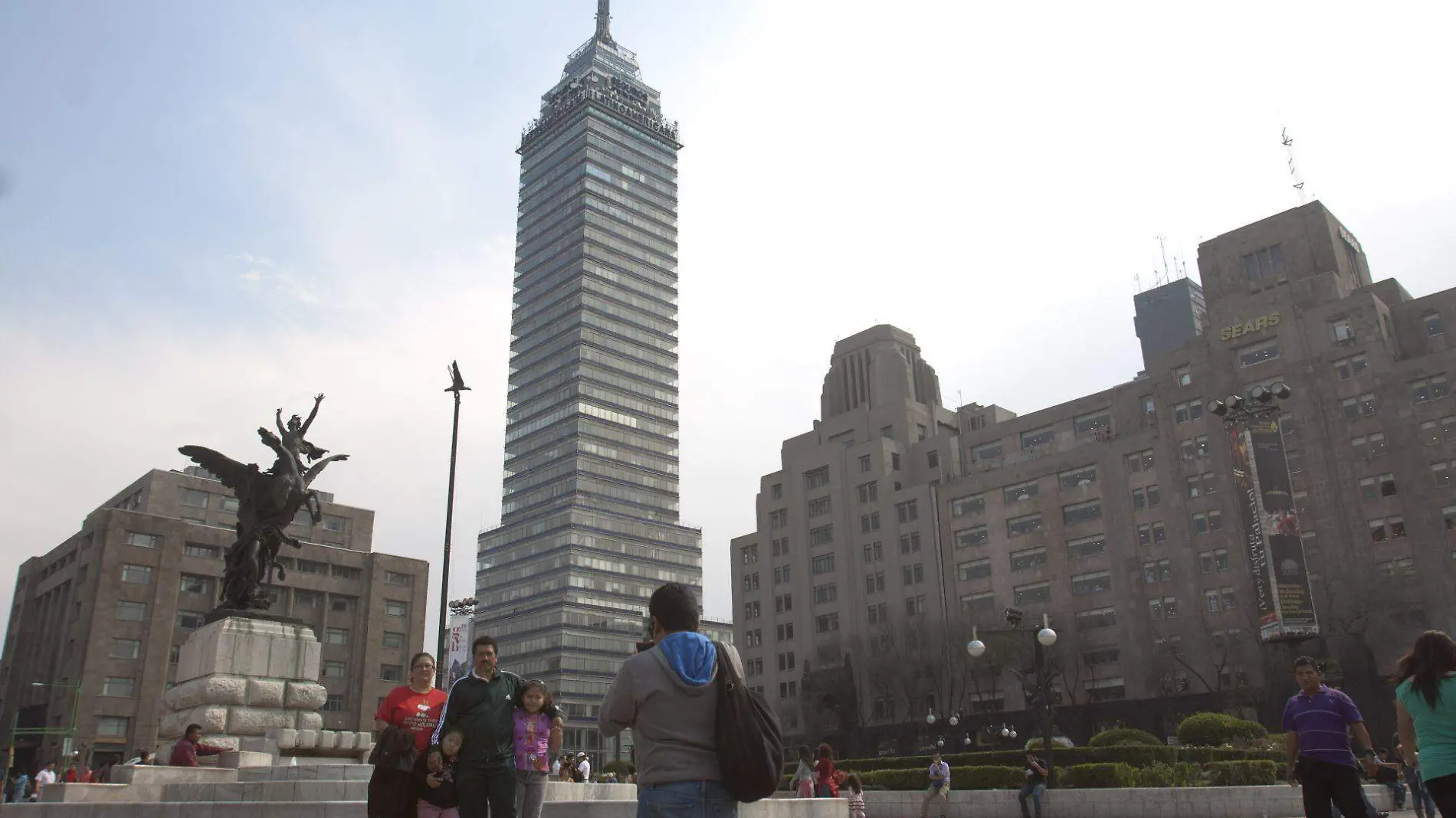 Torre Latino cumple 65 años, qué tanto sabes de este rascacielos a prueba de sismos