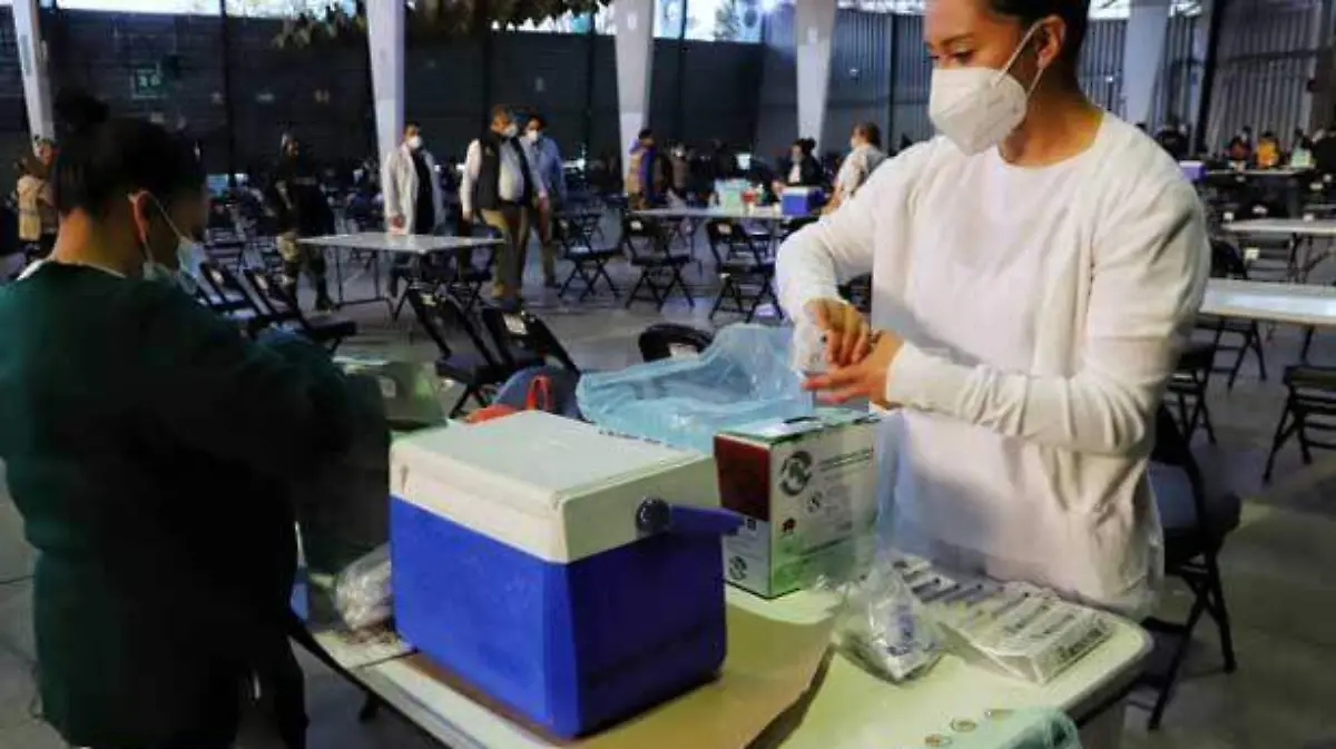 vacunacion-palacio-deportes