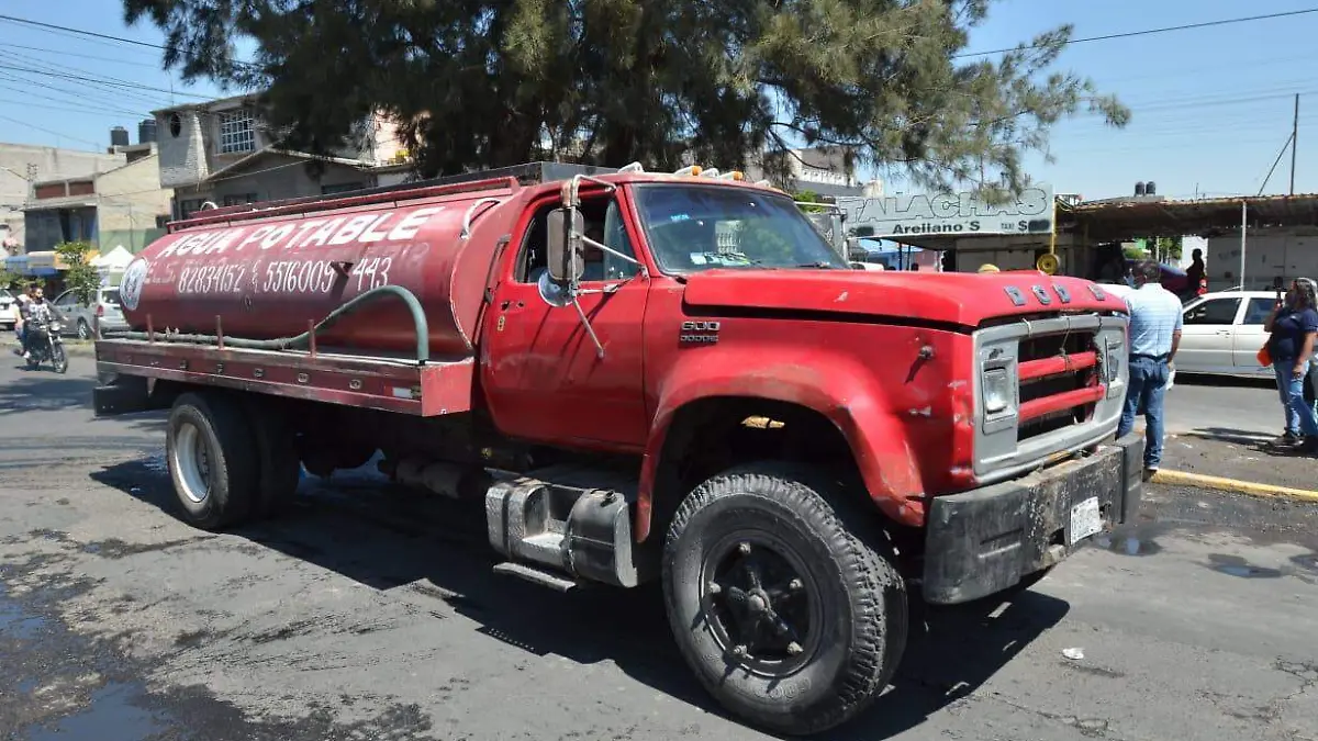 Se quedan sin agua potable más de 500 mil habitantes en Ecatepec