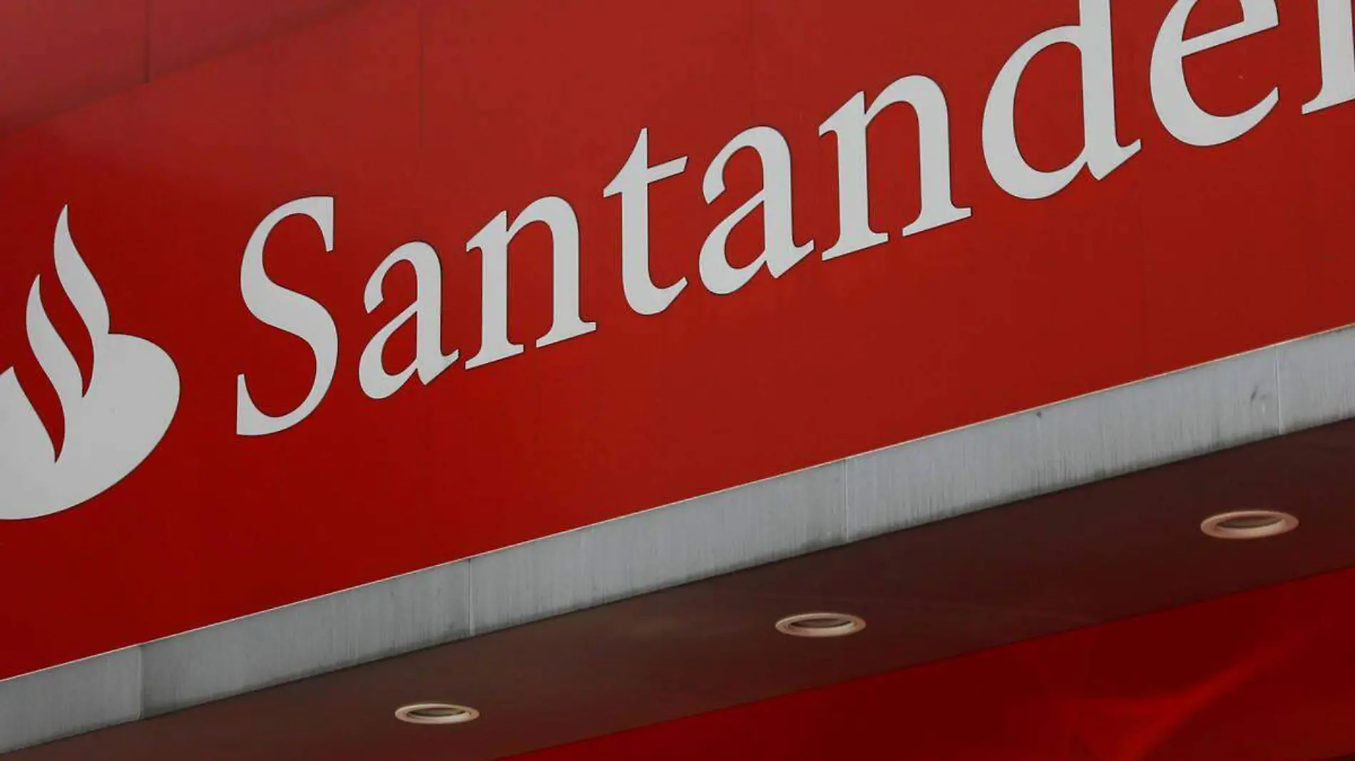 santander-mexico-propone-a-sus-accionistas-excluir-sus-acciones-de-la-bolsa-tras-la-opa