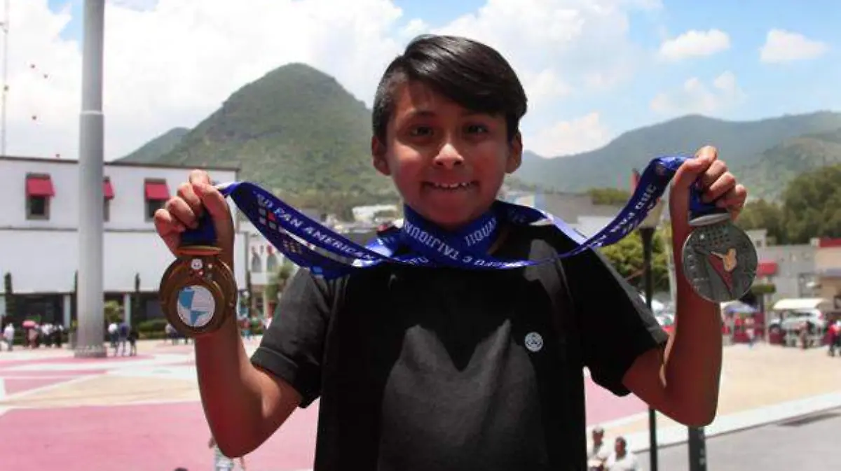 Ecatepec-apoya-a-joven-promesa-del-kung-Fu