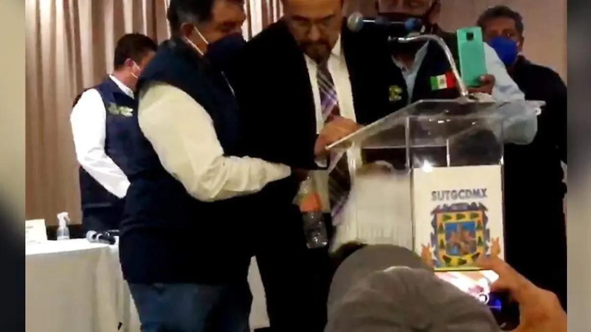 aaron ortega villa CORTESÍA