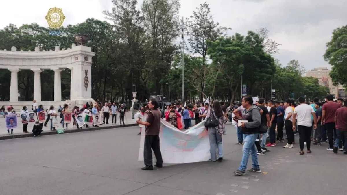 Captura de Pantalla 2023-05-26 a la(s) 18.01.26