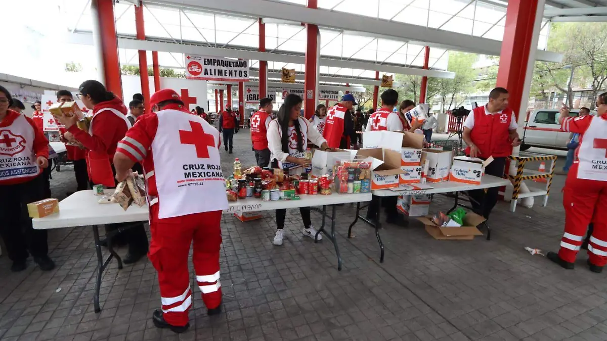 acapulco damnificados JAIME LLERA