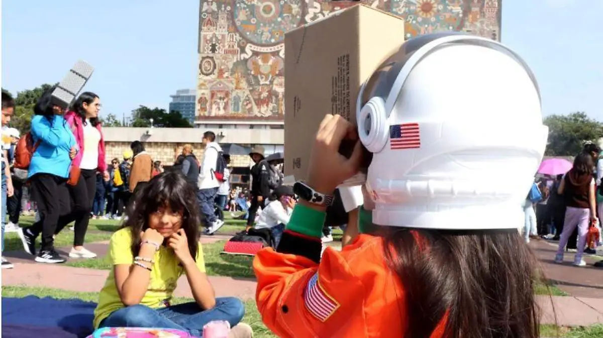 Eclipse en Ciudad Universitaria