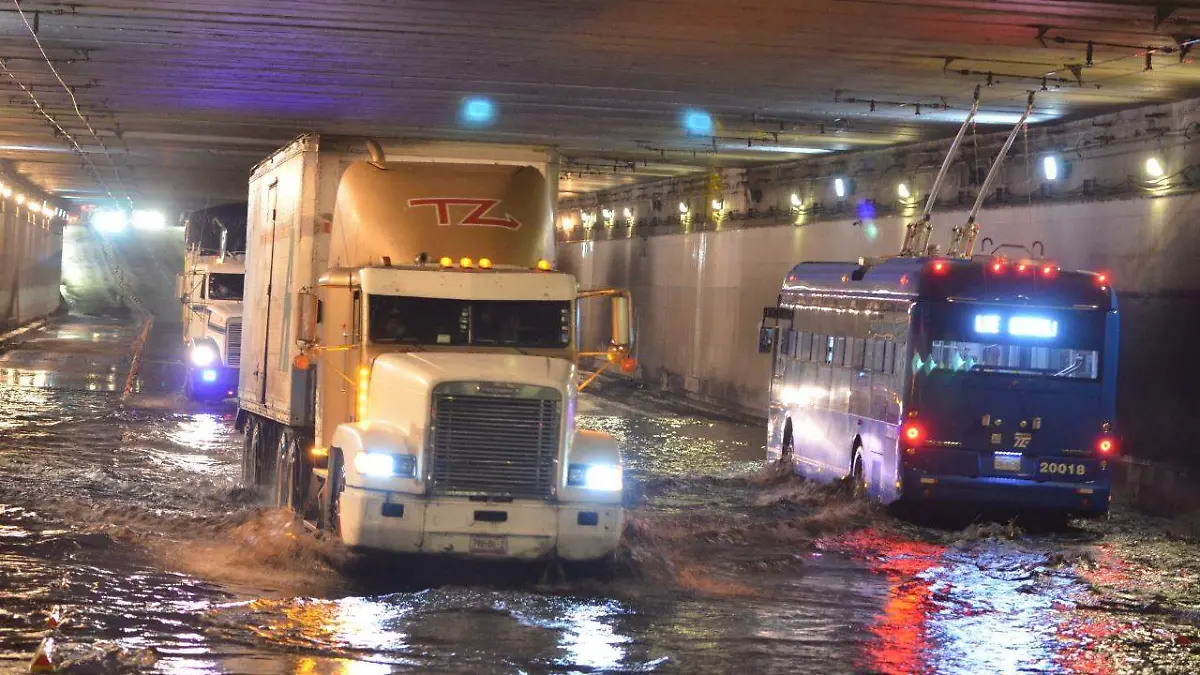 AFECTADOS LLUVIA CDMX