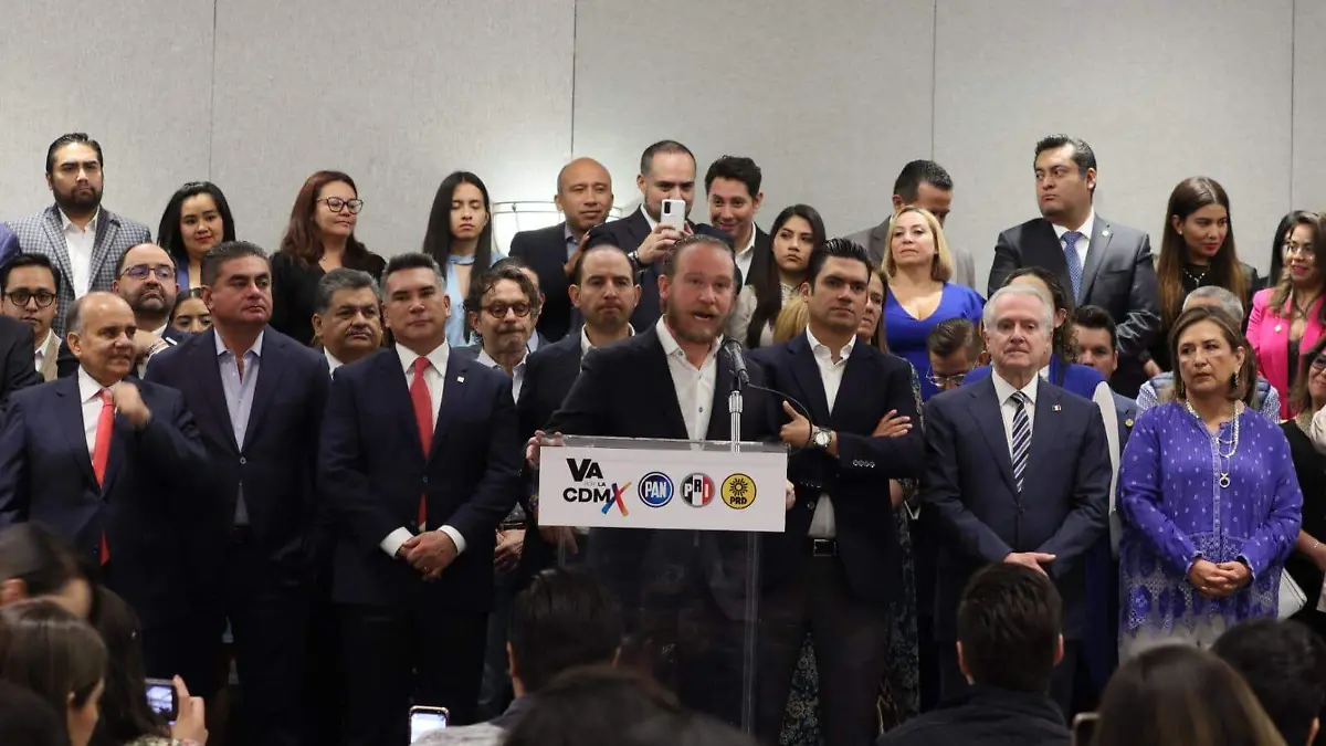 oposición santiago taboada LAURA LOVERA