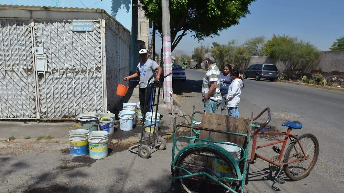 Se quedan sin agua potable más de 500 mil habitantes en Ecatepec