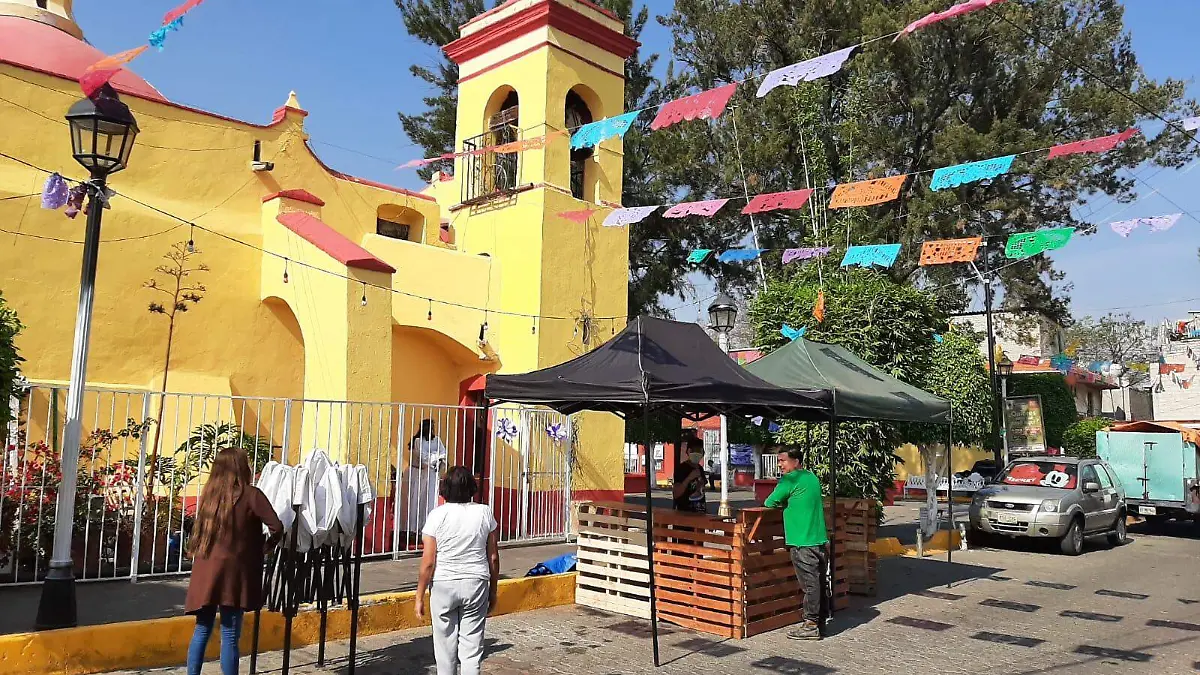 altares xochimilco CORTESIA