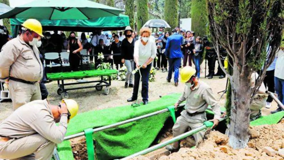 ¡Raúl Esquivel, presente! Con emotiva ceremonia dan último adiós al Jefe Vulcano