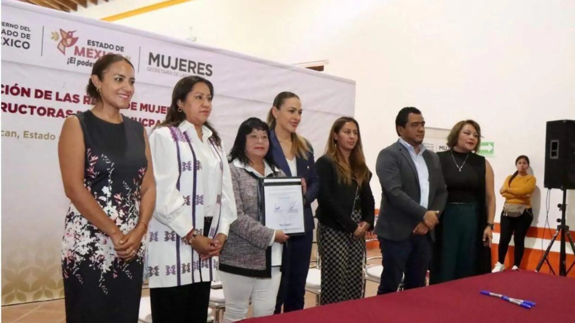 Mujeres Constructoras de Paz