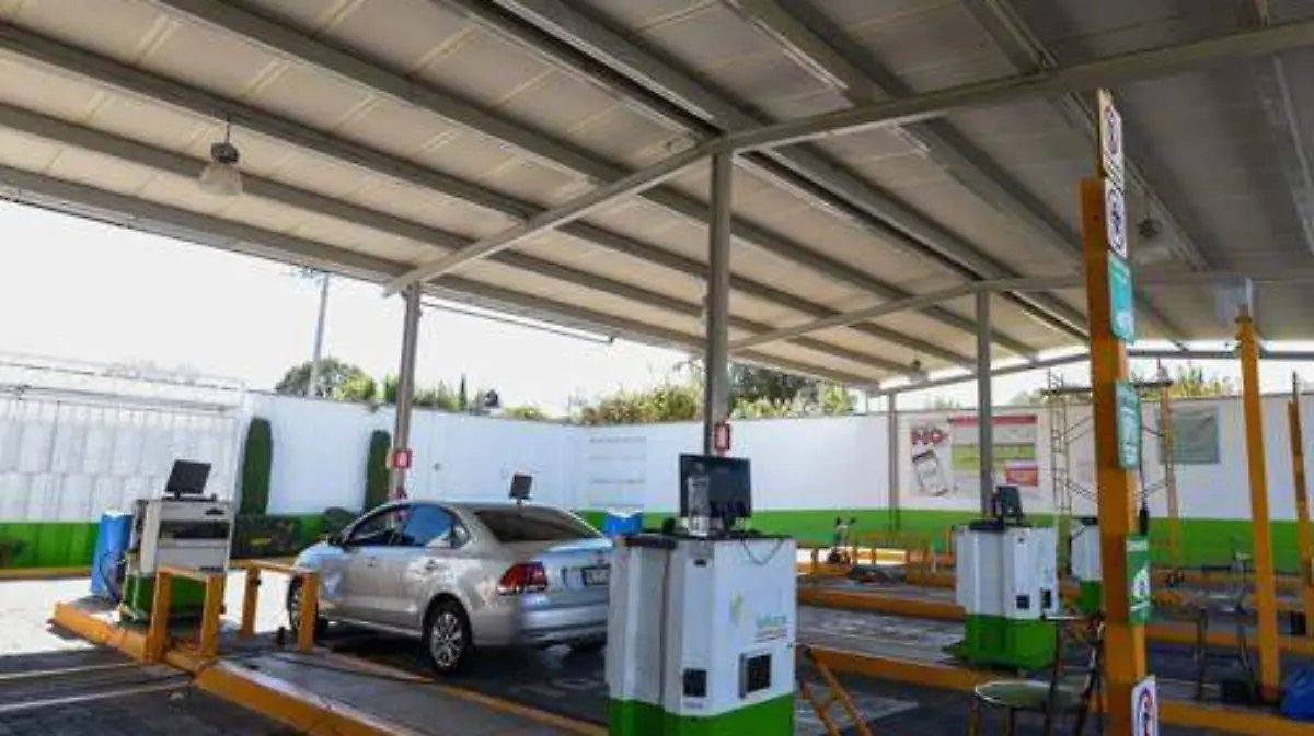 Seguirán abiertos los verificentros durante diciembre: Sedema 