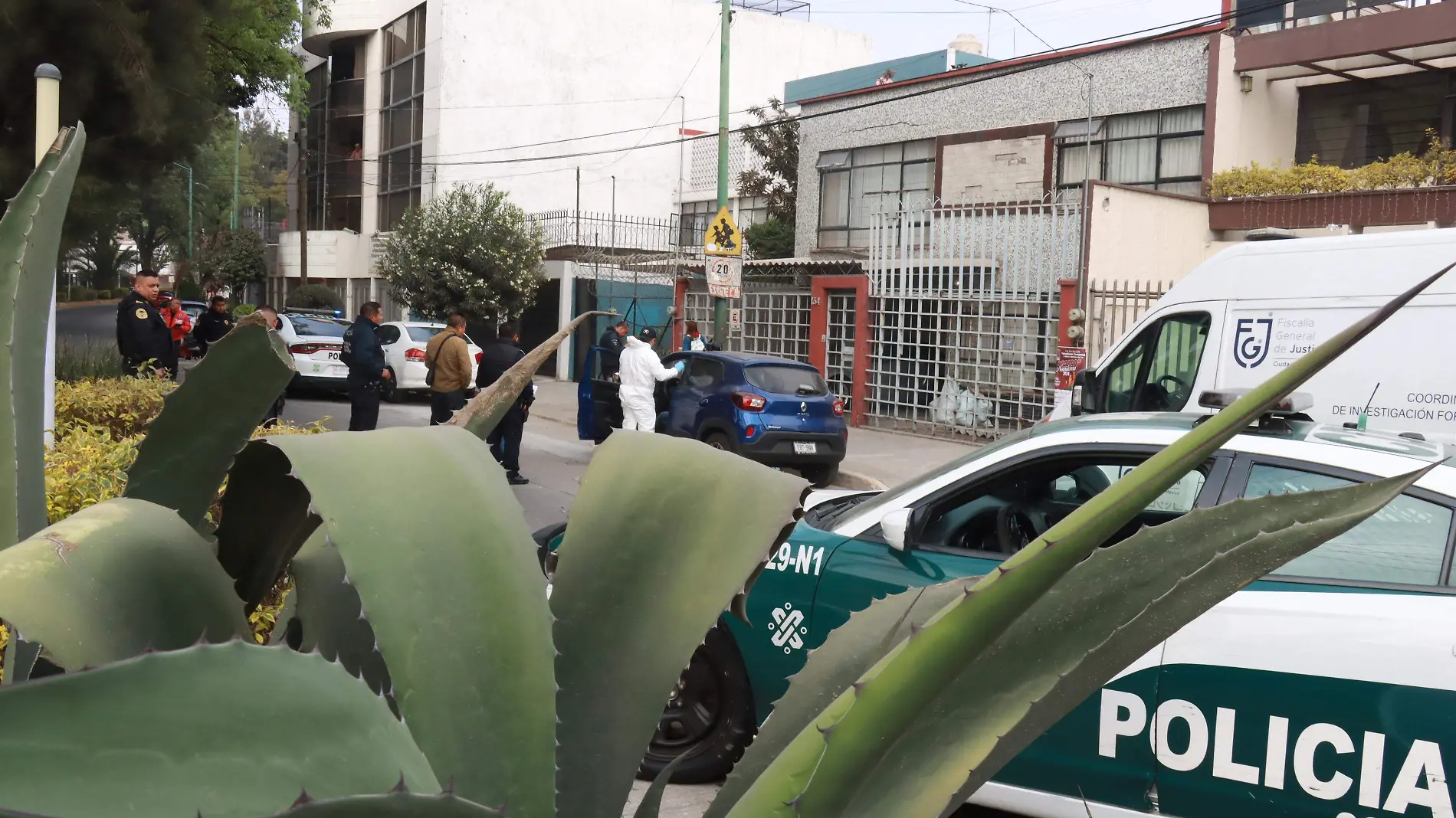 Lo hallan muerto en su suto en la Colonia Jardin Balbuena