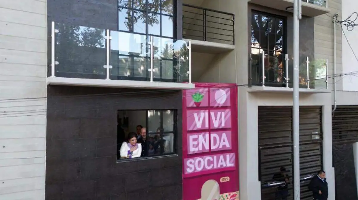 Entrega Brugada 40 nuevas viviendas a familias de escasos recursos