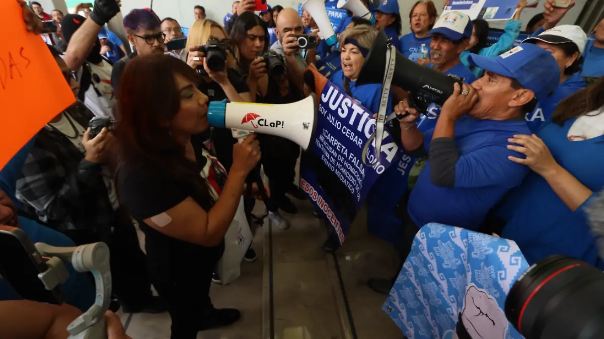 Activistas destrozan instalaciones del Poder Judicial en la CDMX 2 