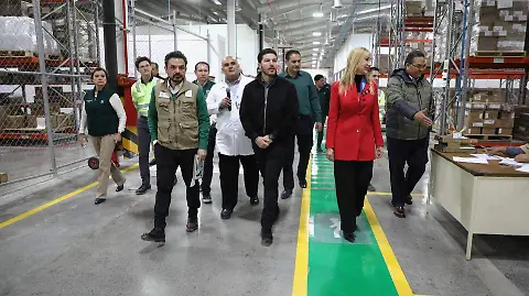 Busca la presidenta Claudia Sheinbaum fortalecer la industria farmacéutica  nacional - La Prensa | Noticias policiacas, locales, nacionales