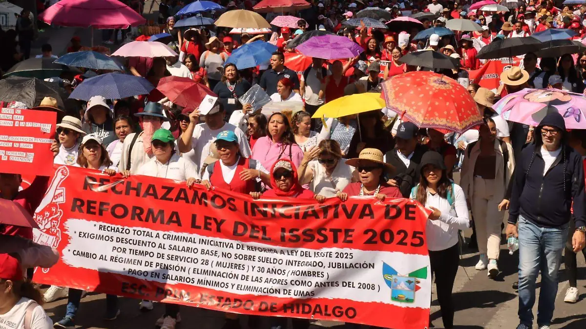 marcha CNTE LUIS BARRERA.4