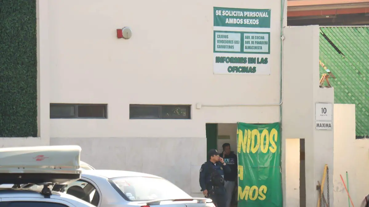 cadaver restaurante azcapotzalco LUIS BARRERA