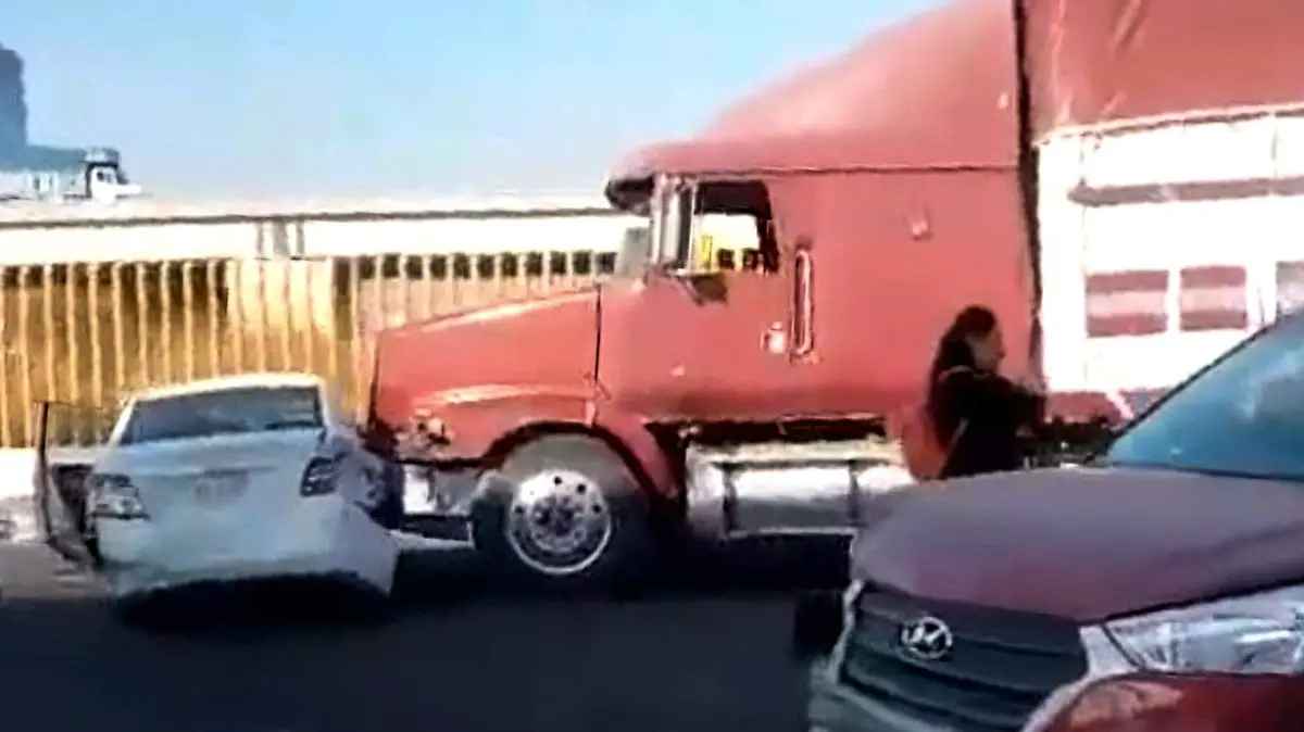 carambola via morelos CORTESIA