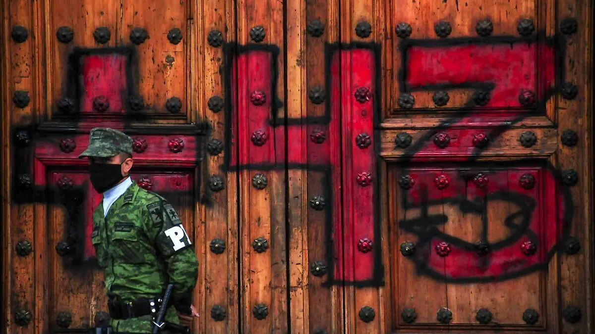 Ayotzinapa militares