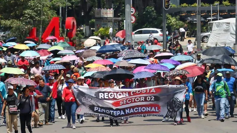 Maestros se reúnen en Torre Caballito