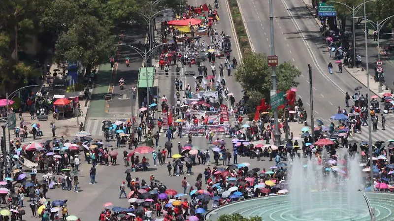 Maestros se reúnen en Torre Caballito