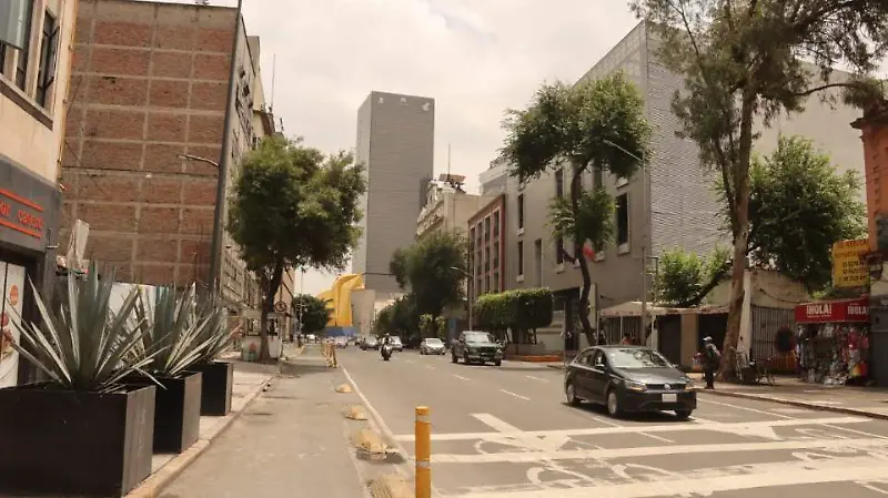 Asalto a automovilista en Bucareli