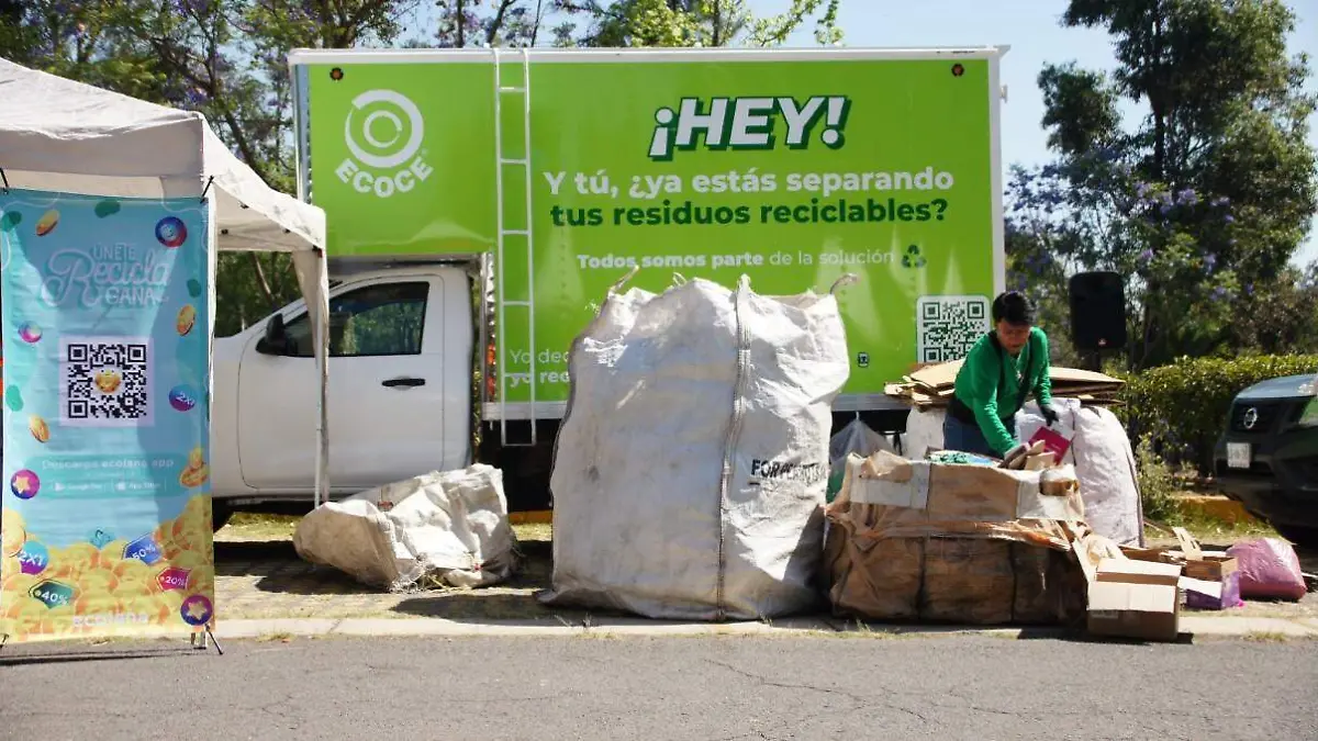 Mercado de trueque en Parque Tezozomoc