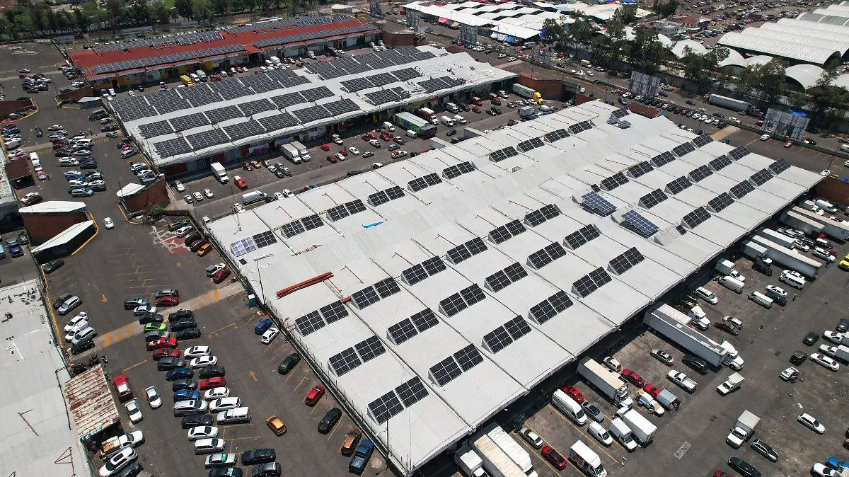 935272_Sheinbaum Paneles Solares CEDA_web