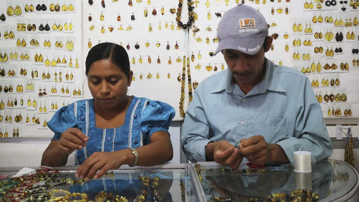 464879_Exposicion Ambar_web