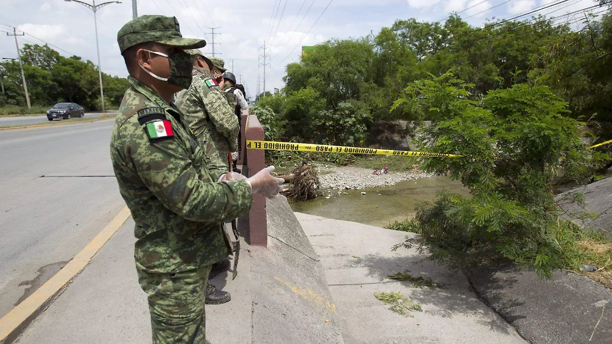 764825_Mariachis Ahogados Lluvias_web