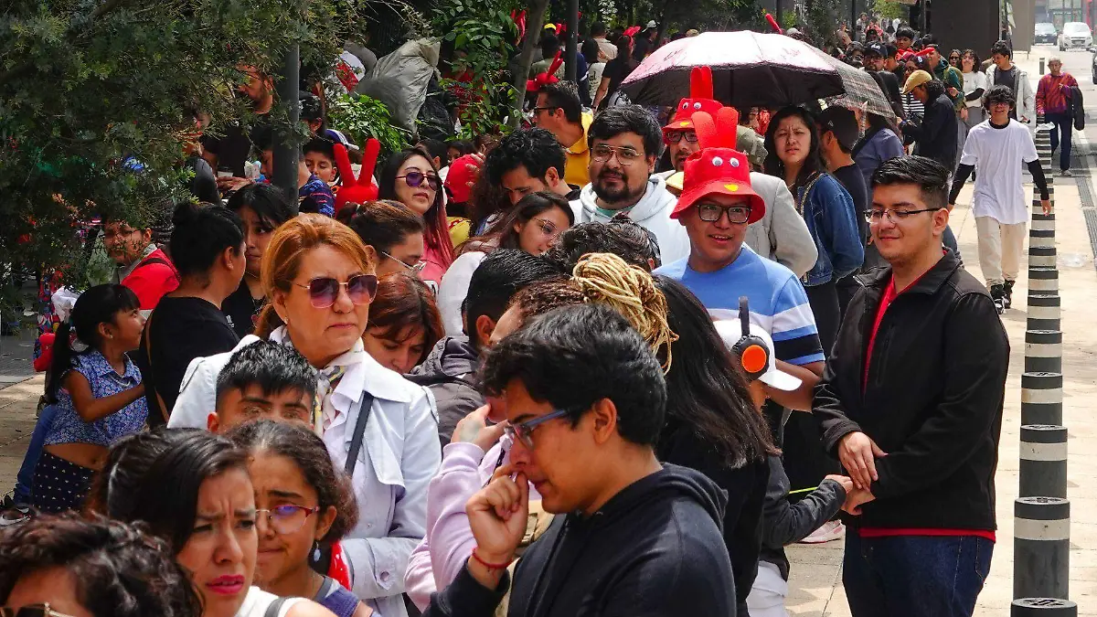 990271_Filas exposición 31 minutos_web