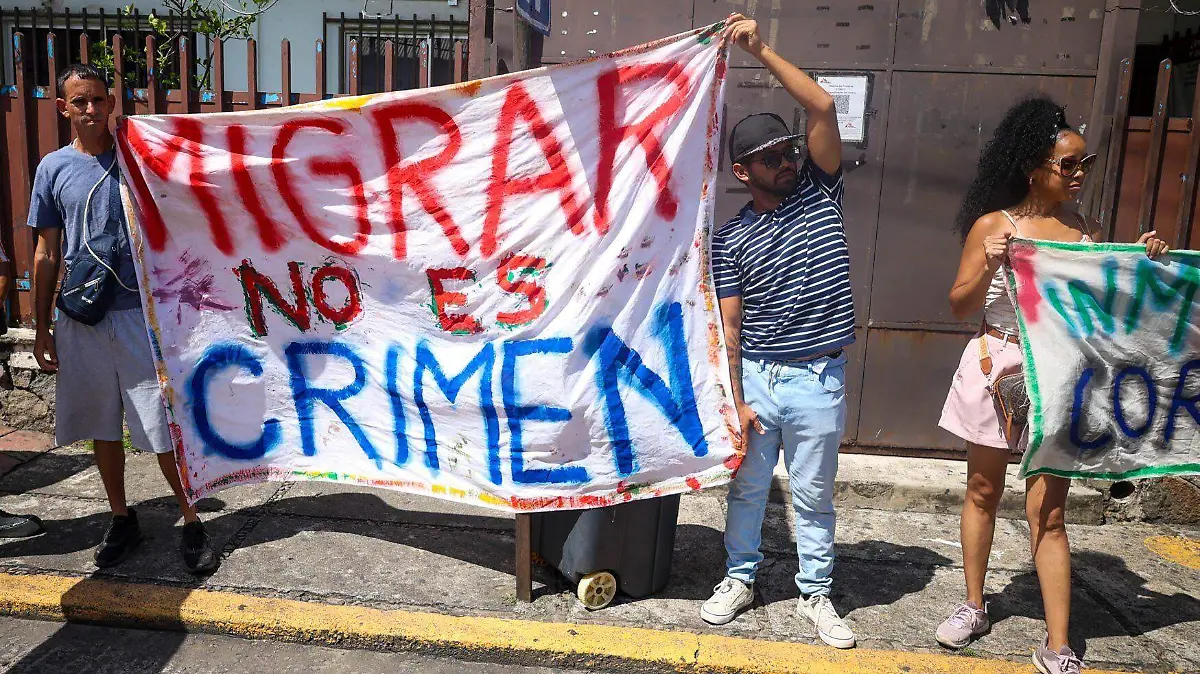 1042374_Migrantes Exigen Atención_impreso
